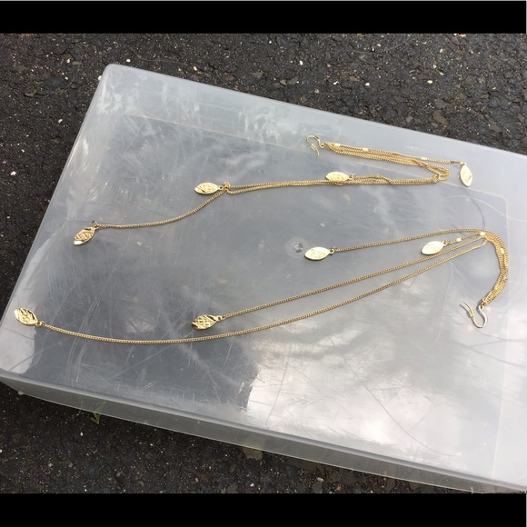 Long dangling gold earrings OS brand new - Picture 4 of 4